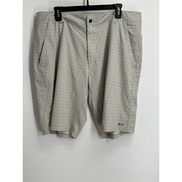 Oakley Y2K Men’s 38 Gray Golf Shorts Geometric Print‎ Athletic 11” Inseam Summer - Picture 1 of 7